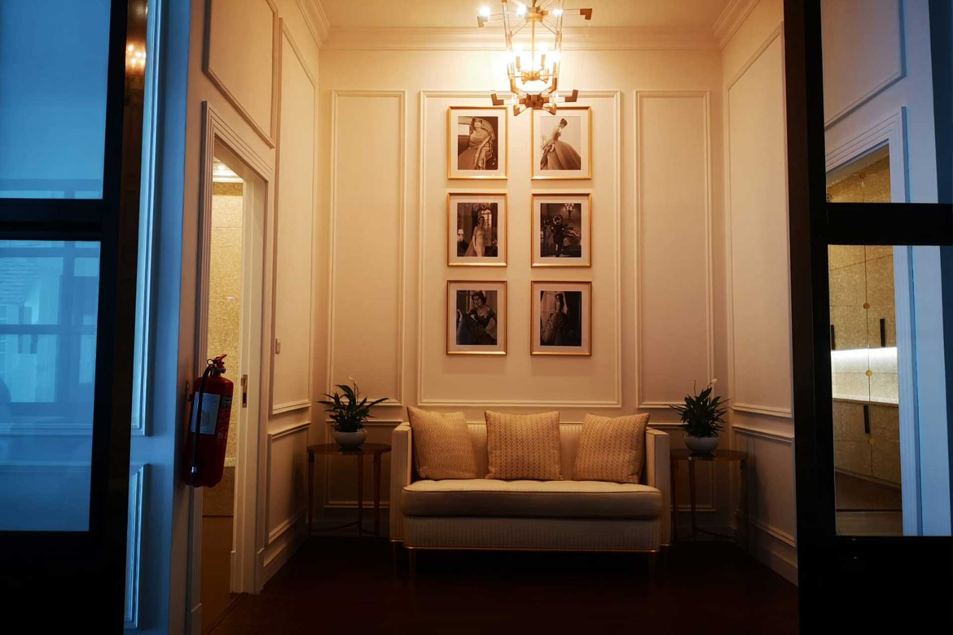 Interior of the luxury salon Maison 21 in Doha - image 6